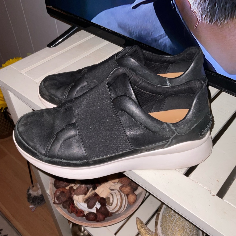 Ugg sneakers black size 8